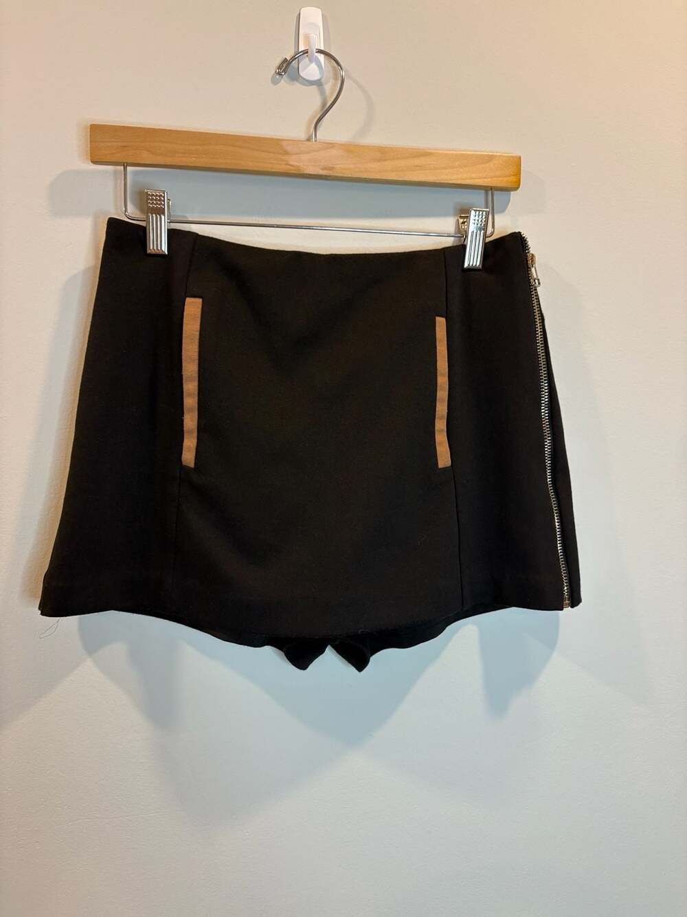 Plastic Island Black and Tan Color-Block Zipper Mini Skirt